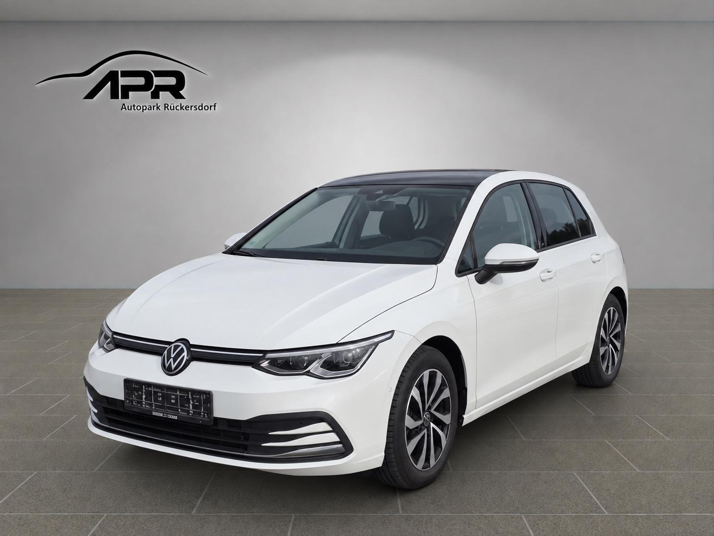Volkswagen Golf VIII Active #Navi #HUD #LED #Pano #ACC #AHK