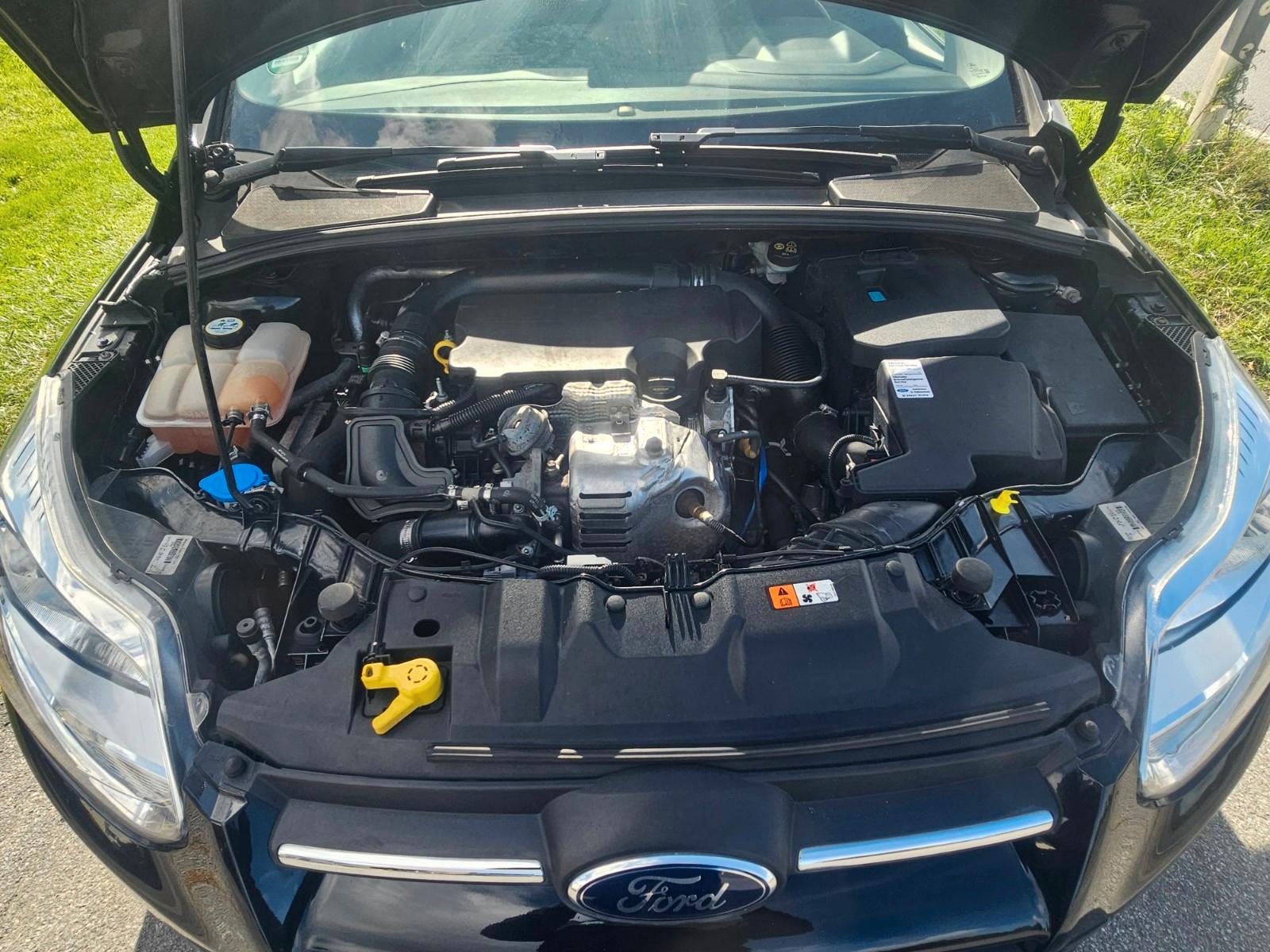 Ford Focus 2014 — photo 11