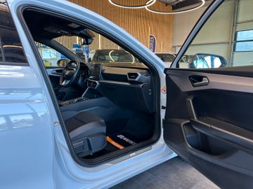 Seat Leon*ACC*SitzLenkradHZ*Virtual*Keyless*3-Zonen*