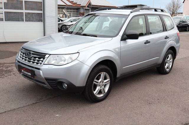 Subaru Forester 2.0X Klima_Sitzhz_8xAlu_AHK_Scheckheft