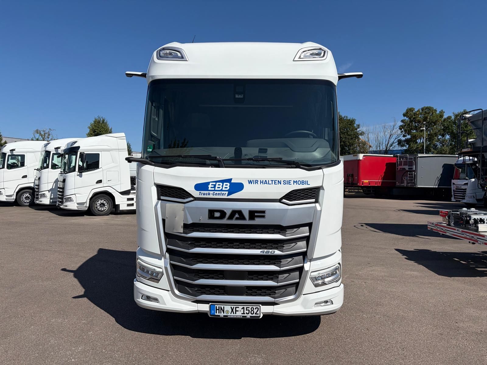 Fahrzeugabbildung DAF XF480 FT ADR Klasse 3 inkl. Kipp-u. Schubbodenh.