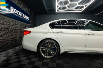 BMW M550 - 11