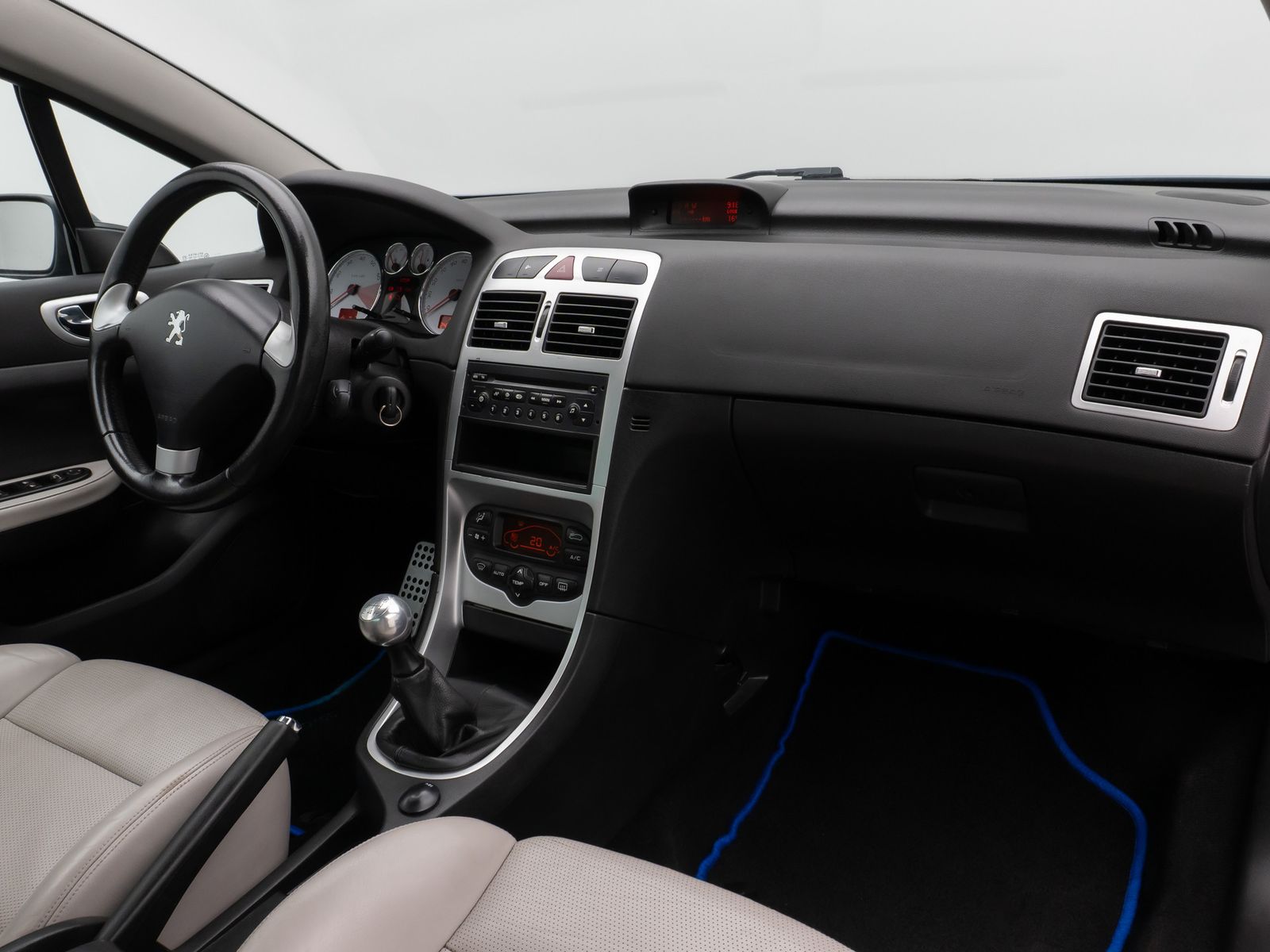 Fahrzeugabbildung Peugeot 307 CC Tendance 135 Sitzhzg PDC Klimaaut. Sport