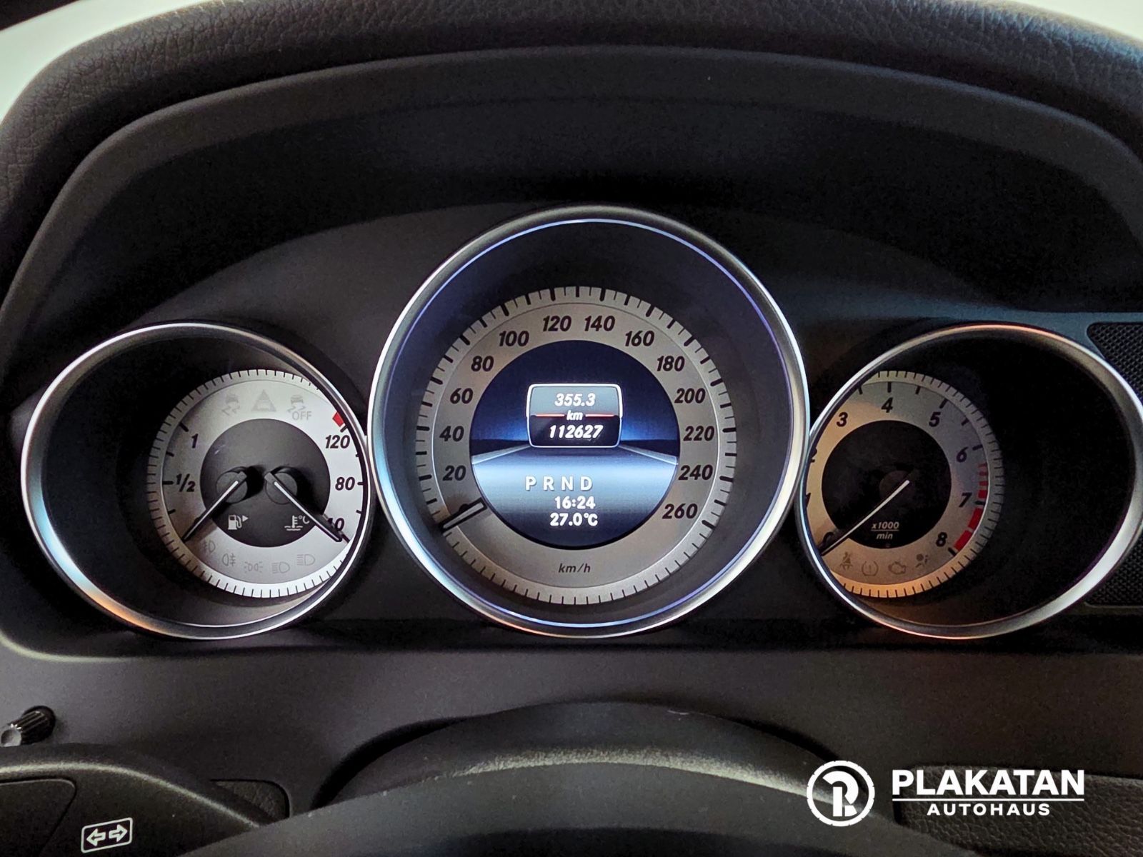 Fahrzeugabbildung Mercedes-Benz C 200 CGI Avantgarde Bi-Xenon AdaptLicht