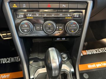 MYAUTOCENTER – Gebraucht- und Jahreswagen mit Werkstattservice in Pfaffenhofen Volkswagen T-Roc *R-Line* Spurhalte*Lenkradheizung*2-Zonen*