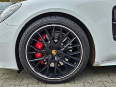 Fahrzeugabbildung Panamera GTS Luftfederung AD Niveau El. Panodach