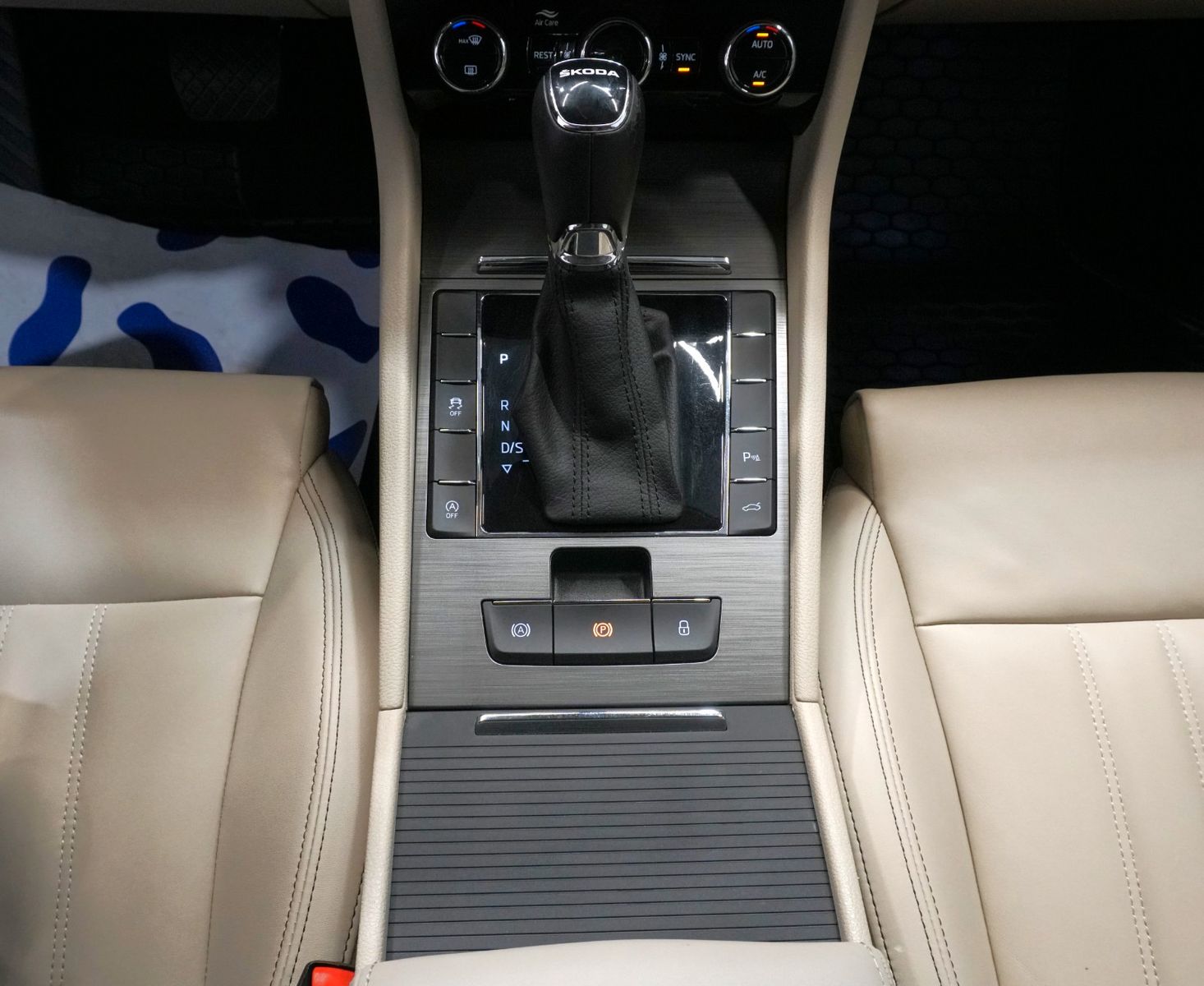 Skoda Superb Combi Style 2.0 TSI ACC RfK Matrix Leder foto 17