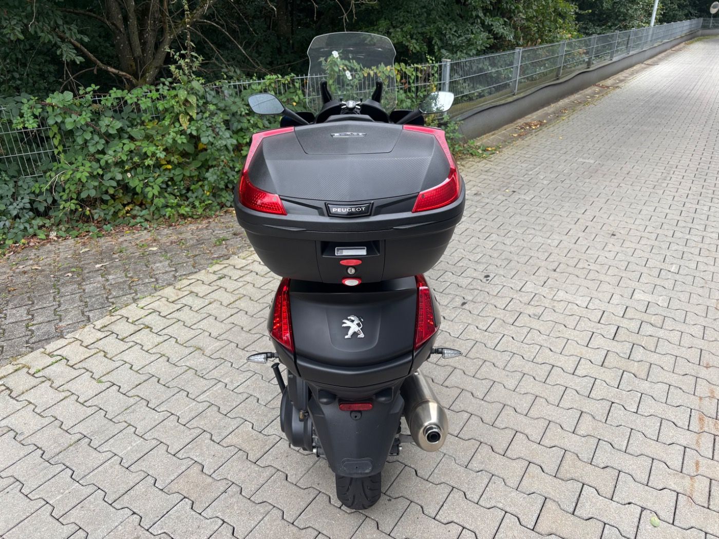 Fahrzeugabbildung Peugeot Metropolis 400