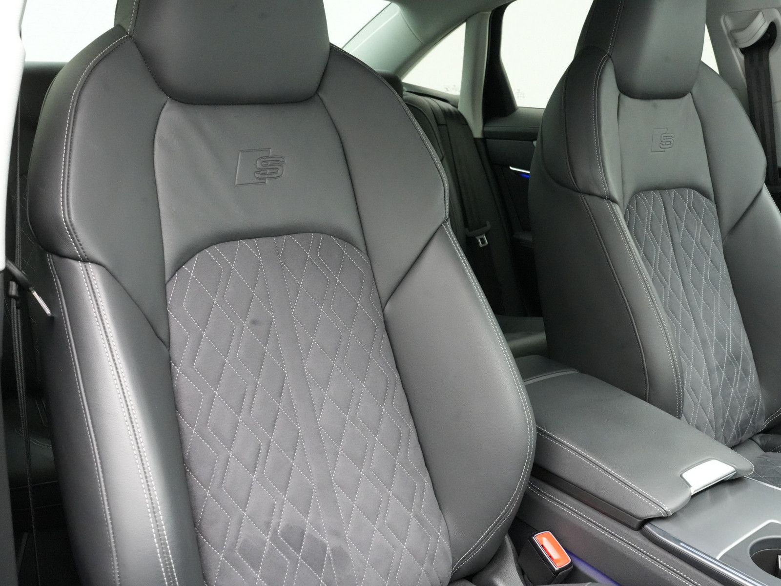 Audi S6 - Bild 18