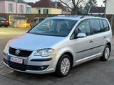 Volkswagen Touran Conceptline 7 Sitzer 2.Hand leder - Volkswagen Touran mit Diesel-Antrieb: Leder, Schiebedach, Kleinbus