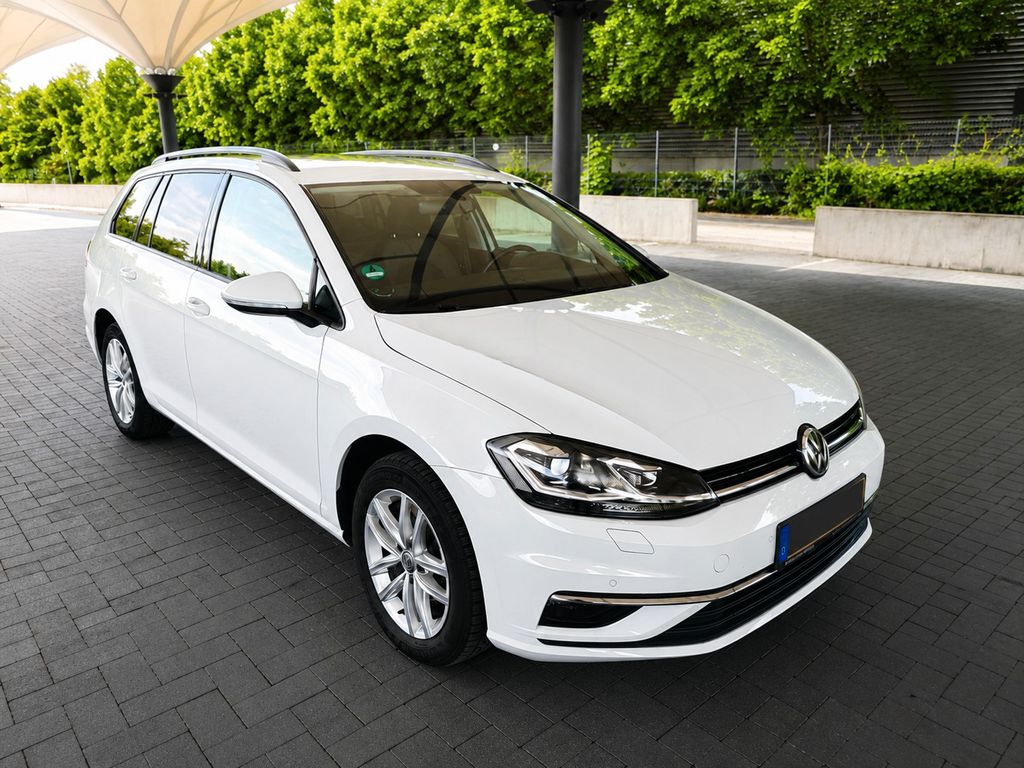 Image of Volkswagen Golf
