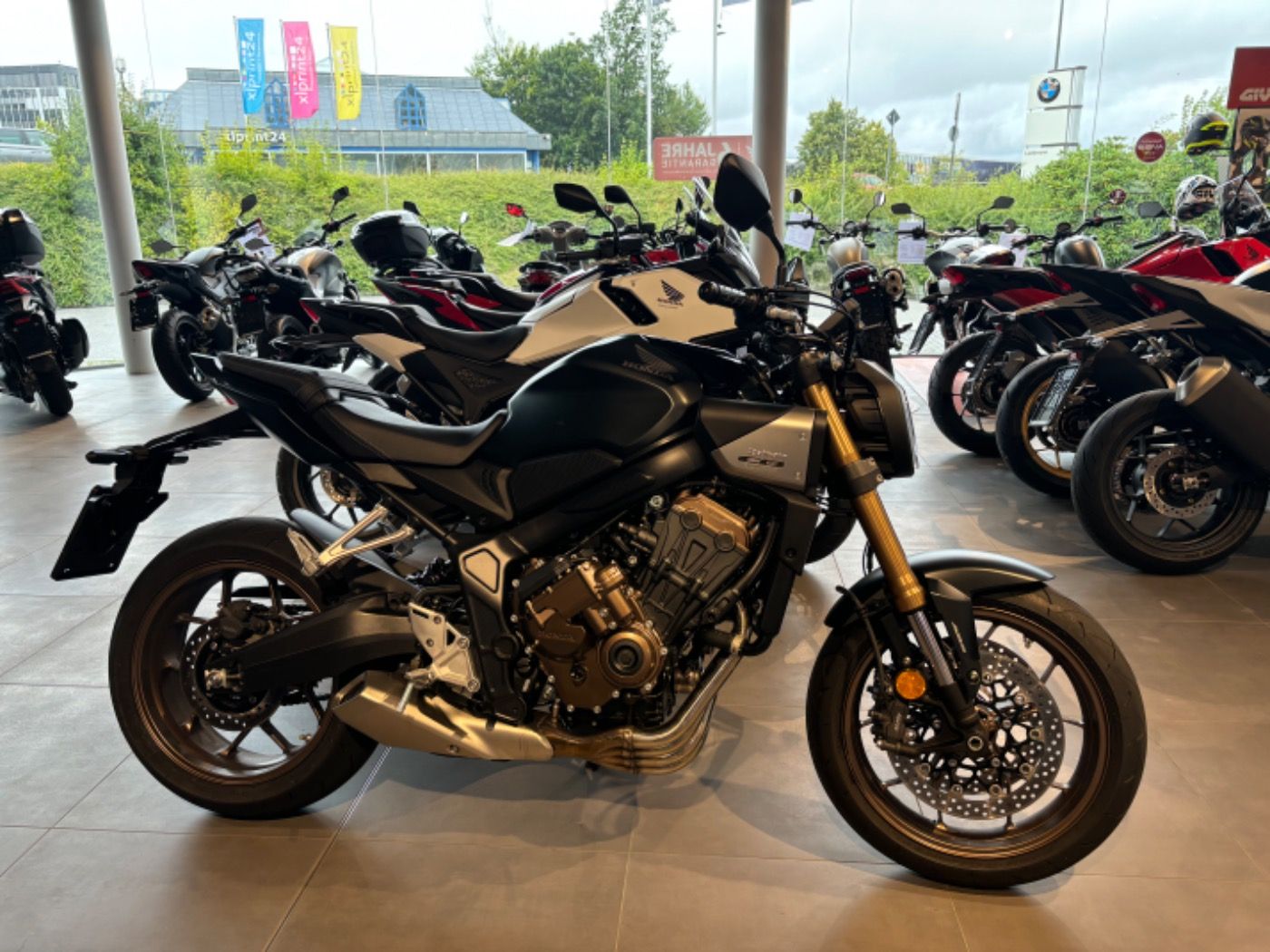 Fahrzeugabbildung Honda CB 650 R 2025 E-Clutch