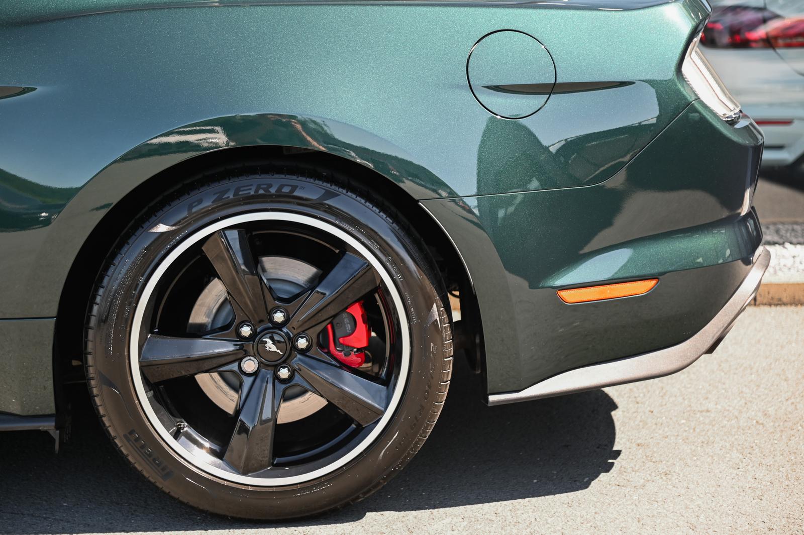 Ford Mustang 5.0 V8 BULLITT *Recaro Schalensitze !*
