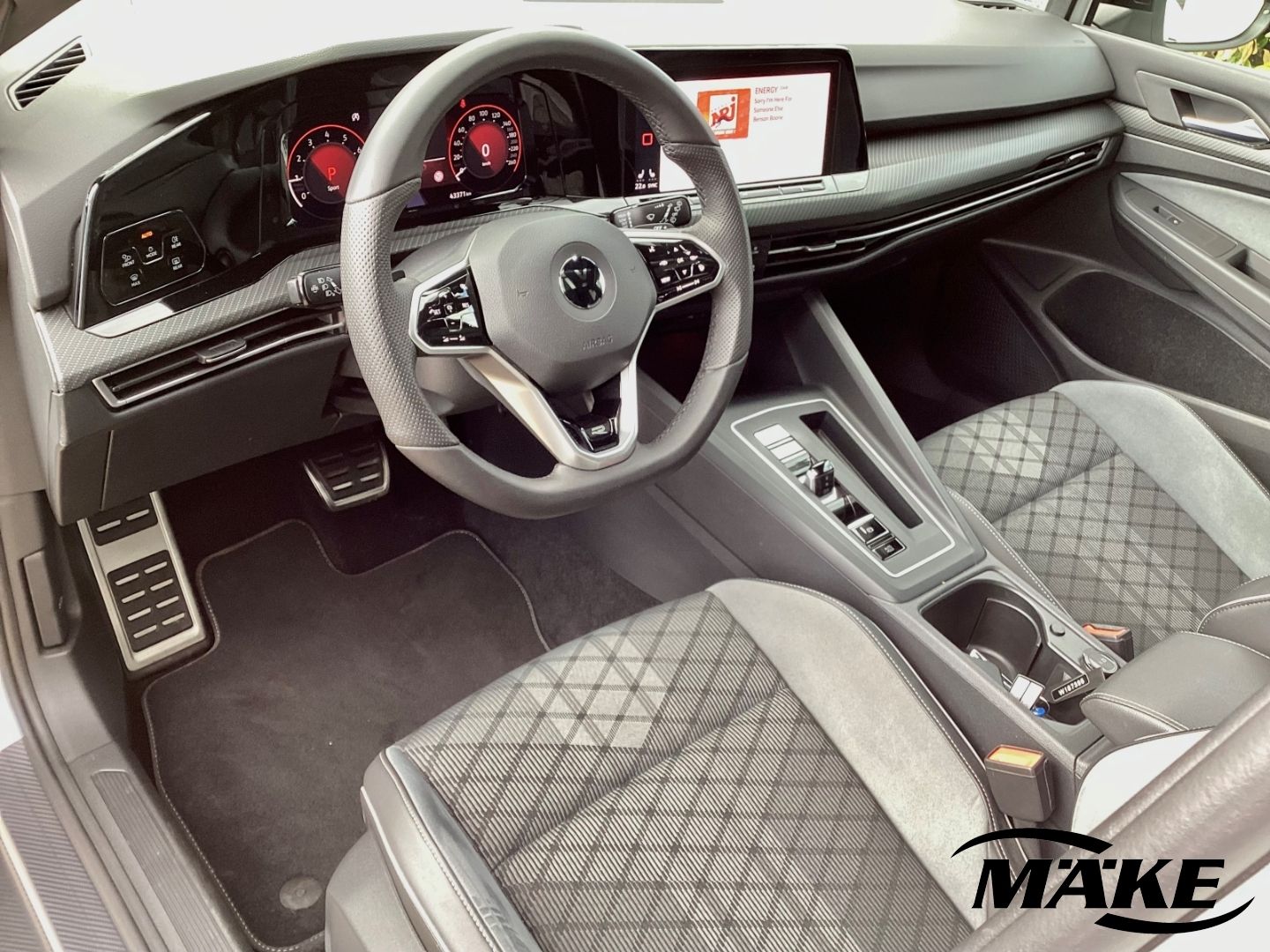 Golf Black Style 1.5 eTSI DSG AHK IQ.L HUD PD RF