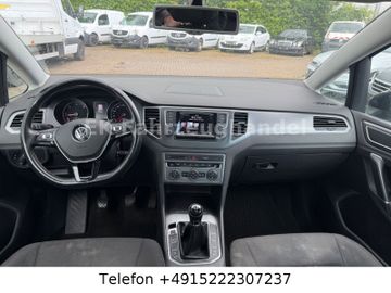 Volkswagen Golf - 11