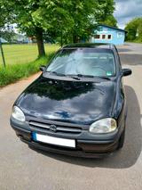 Opel Corsa B, 60 PS mit TÜV + Service Neu - gebrauchte Opel Corsa aus dem Jahr 1996