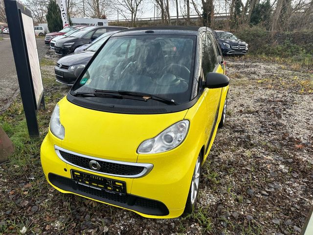 Smart fortwo cabrio NAVI SHZ Scheckheft Garantie passi