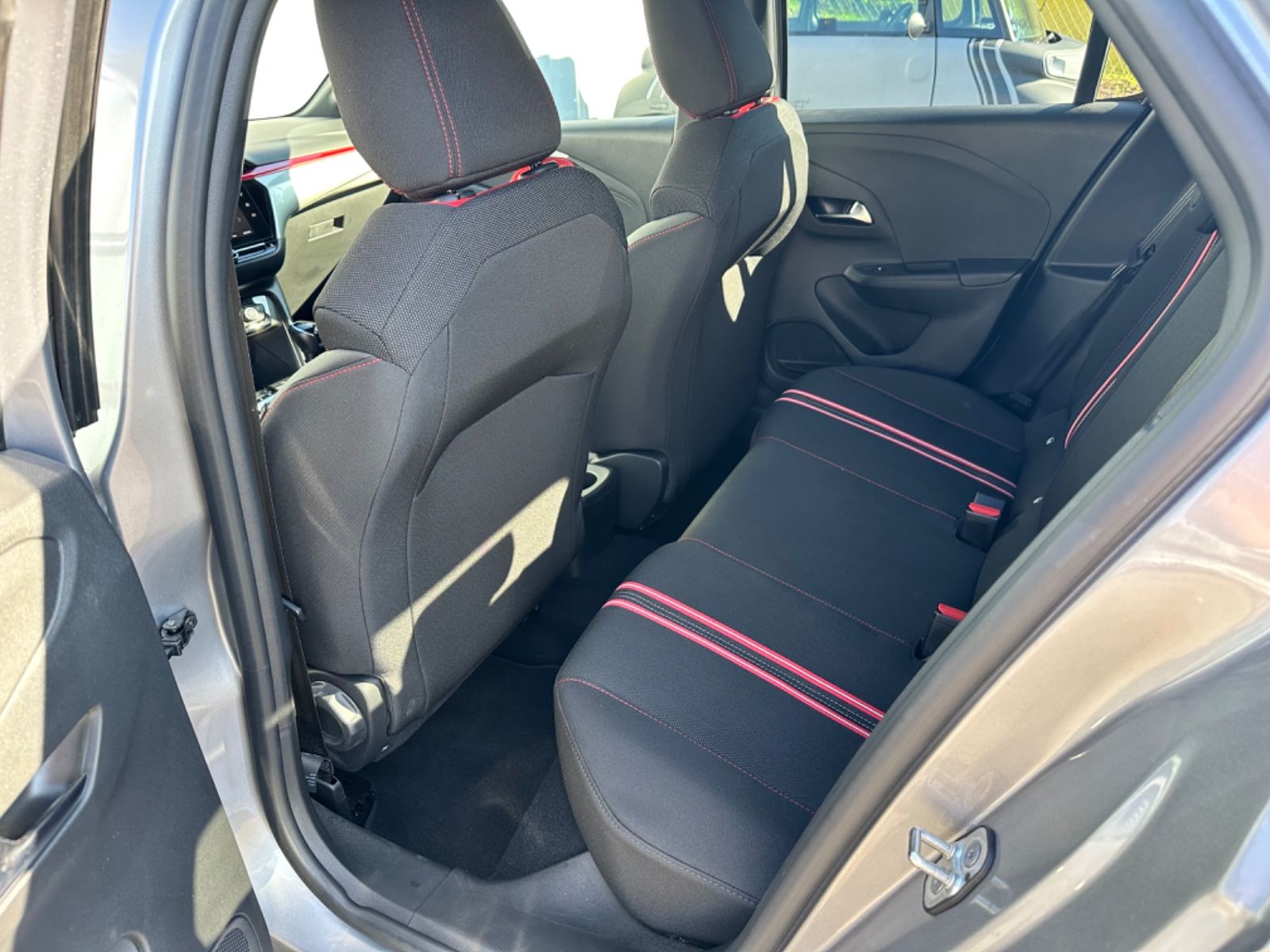 Fahrzeugabbildung Opel Corsa  GS Line Navi*Sitzh.*DAB