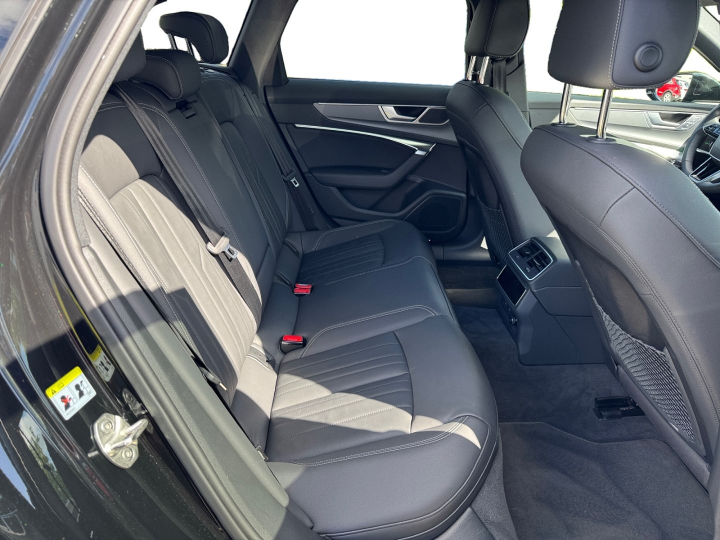 Audi A6 - Bild 11