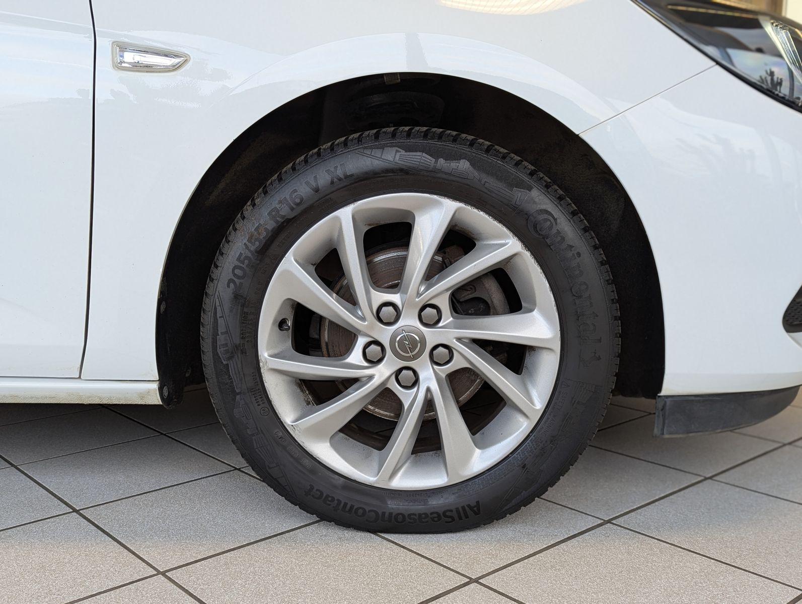 OPEL Astra 1.5 CDTI Aut. Elegance Navi LED Kamera - Image 10