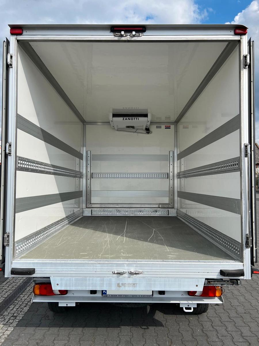 Fiat Ducato 160 KÜHLKOFFER WEBASTO BETT TOP ZUSTAND