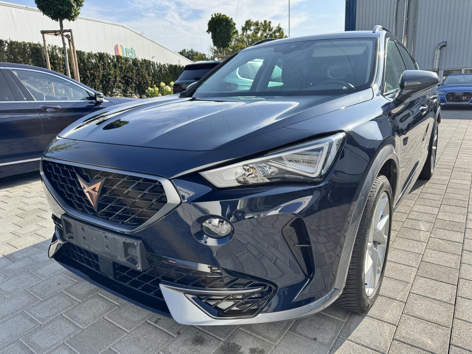 CUPRA FORMENTOR E-HYBRID | 204 ch | BVA |  E-HYBRID | 1ERE MAIN  | LED
