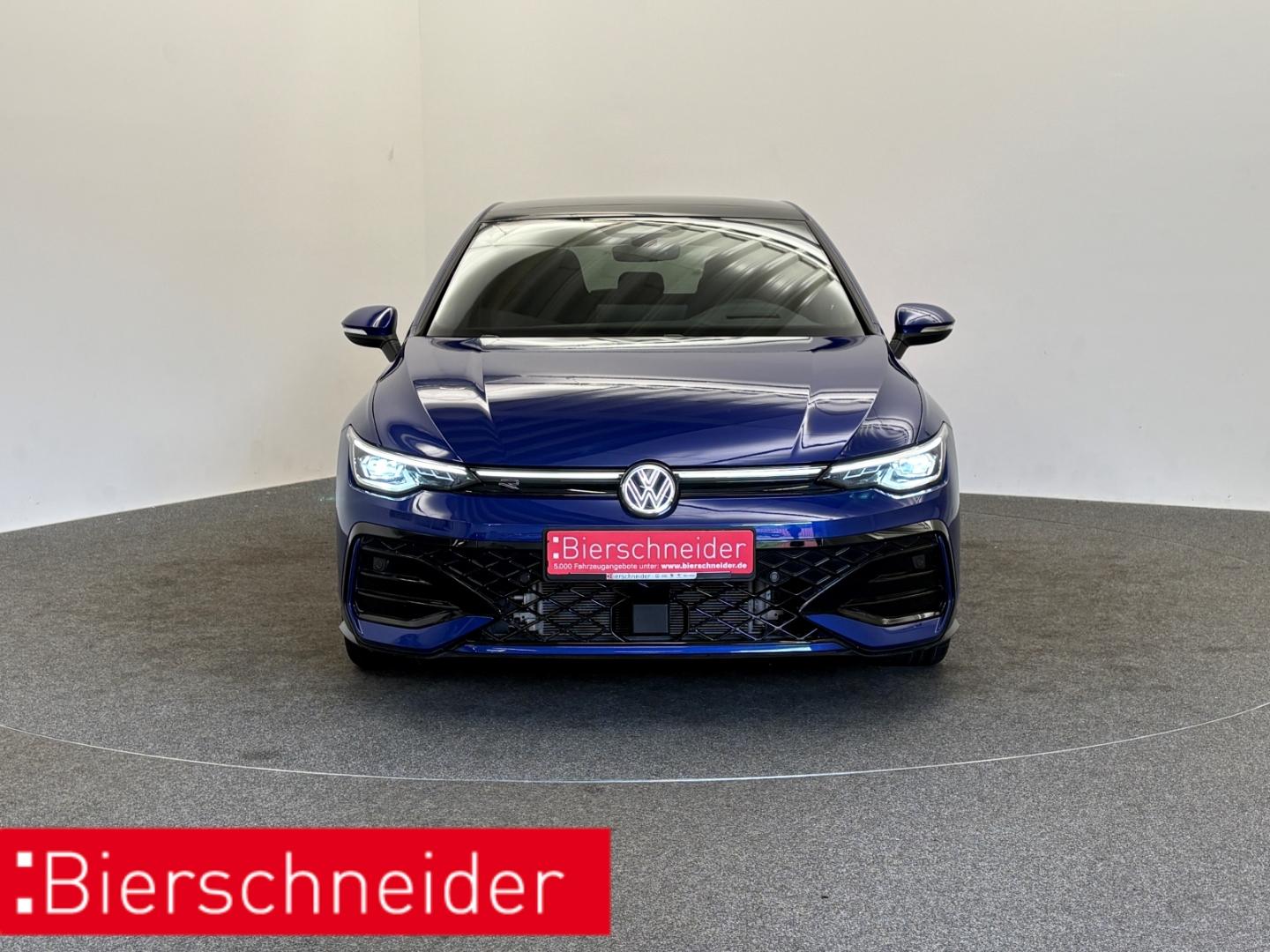 Volkswagen Golf 8 1.5 eTSI DSG R-Line IQ-LIGHT DIGITAL PRO, миниатюра 3