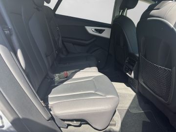 Audi Q8 - 6