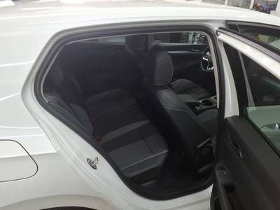 Volkswagen Golf - Bild 6