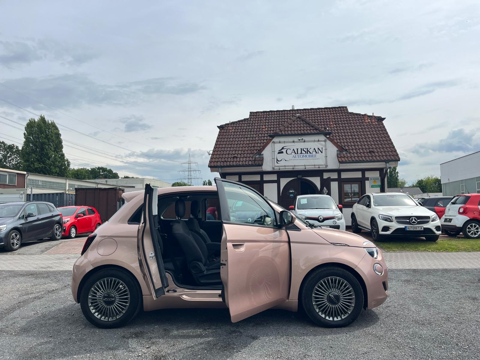 Fiat 500 e 3+1 Icon/Kamera/ Rose Gold/ SOH 93%