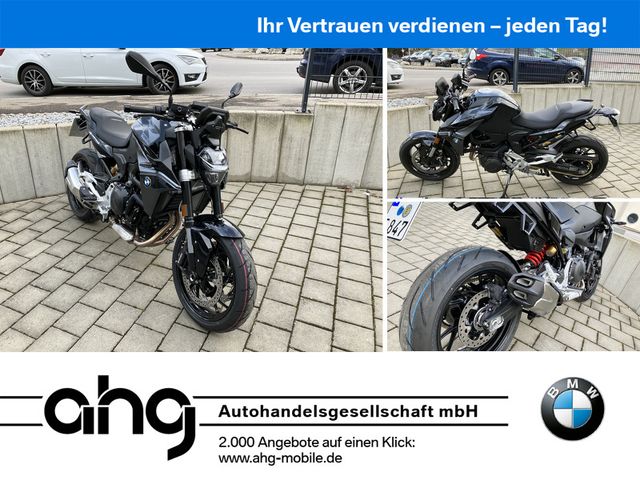 BMW F 900 R Triple Black Vollausstattung