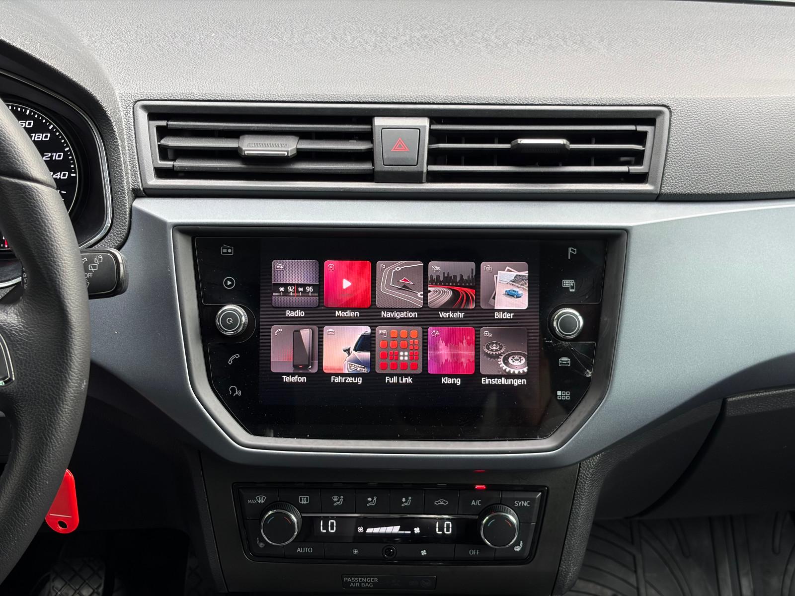 Seat Arona 1.0 TSI Style · 1. Hd · CarPlay ·SZH· Navi
