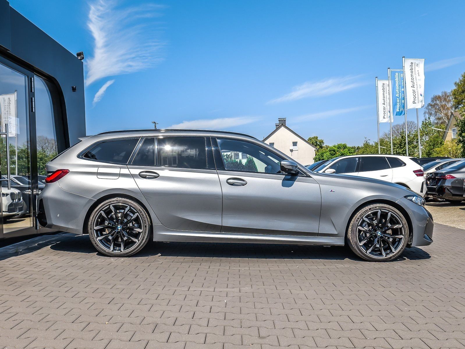 BMW 330 - Bild 10