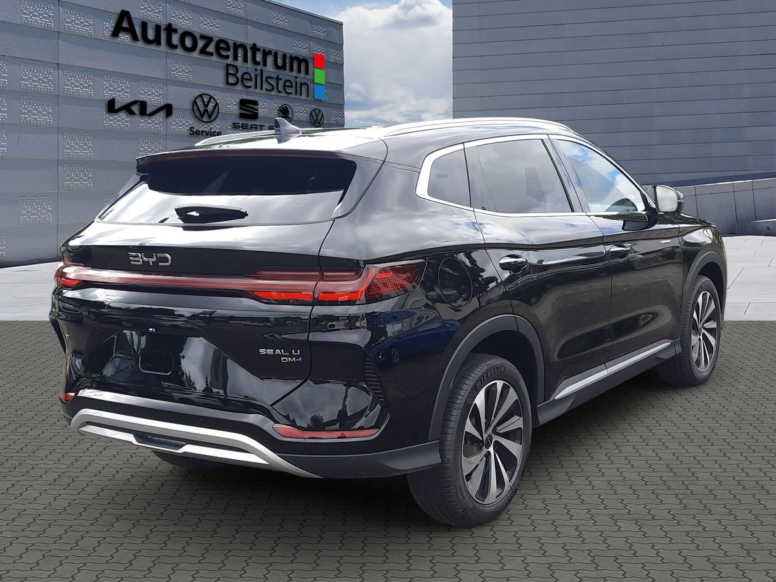 BYD SEAL