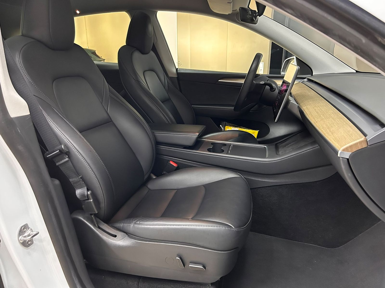 Tesla Model Y Long Range Dual AWD LED NAV SHZ 360 ACC foto 11