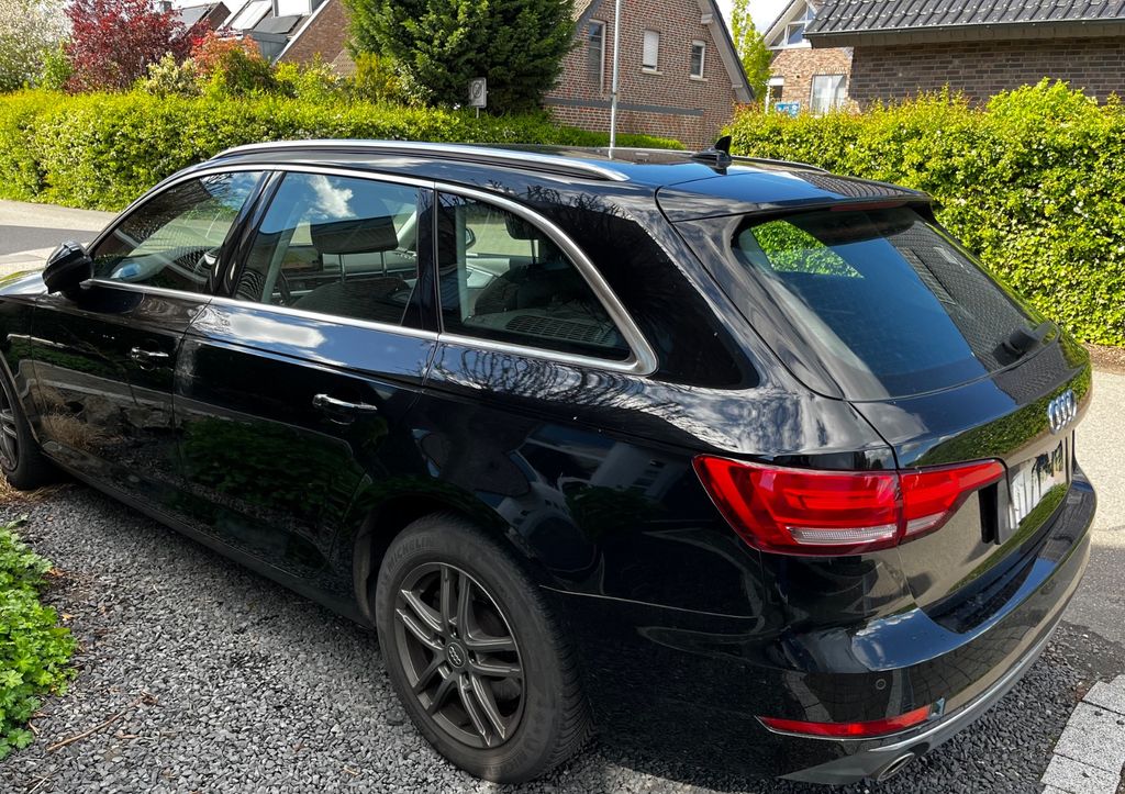 Image of Audi A4