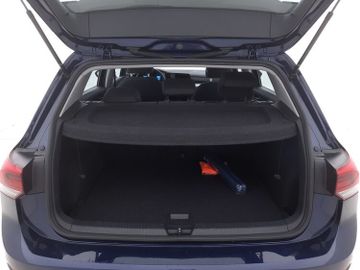 Volkswagen Golf - 8