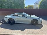 Porsche 911 Carrera Coupé Mod. 992.2 shadegreenmetallic  - Porsche Jahreswagen: 911