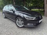 Volkswagen Passat Variant Highline 4Motion Pano DSG ACC Nav - mit Diesel-Antrieb: Euro6