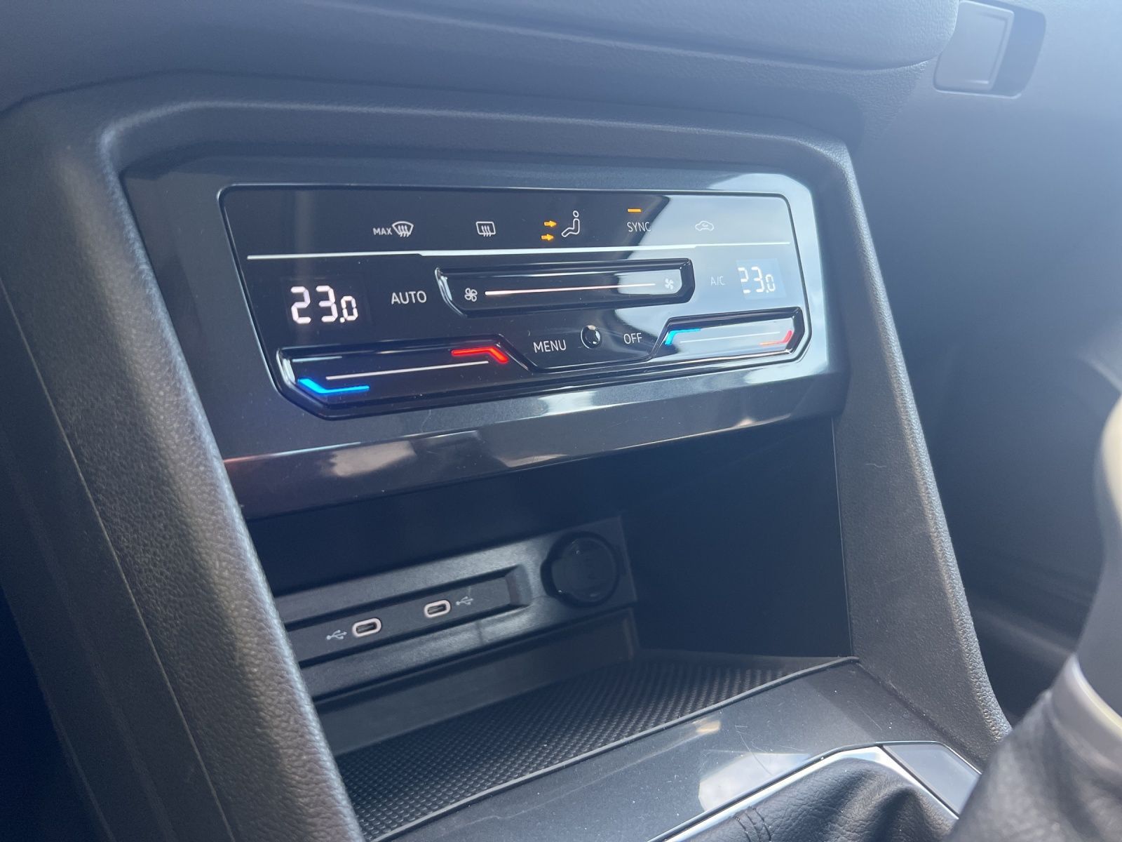 Tiguan Life 1.5 TSI AHK*Navi*ACC*Kamera
