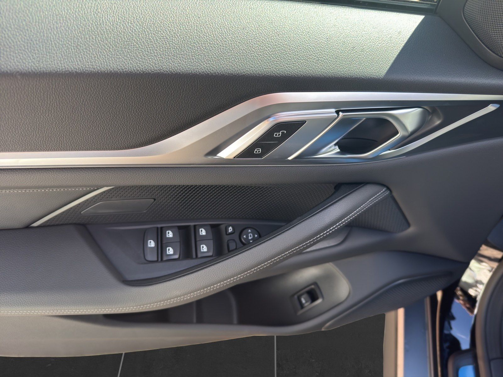 BMW i4 - Bild 10