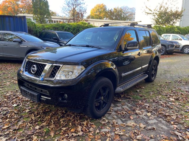 Nissan Pathfinder 3.0 V6 4x4 KlimaLederNaviAHK tüv02/26