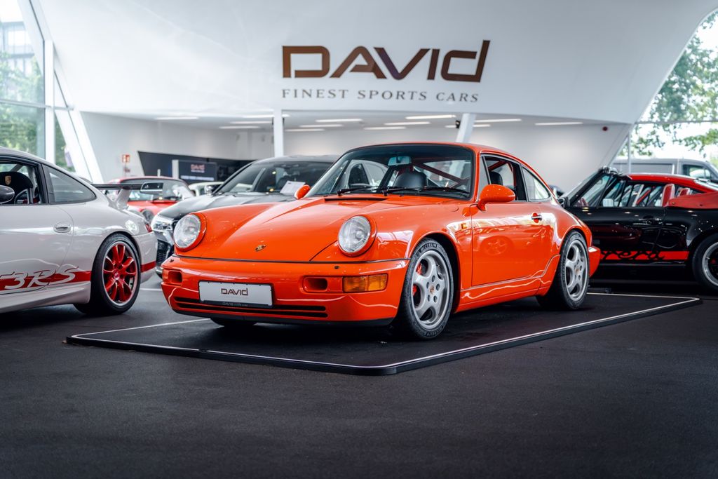 Porsche 964