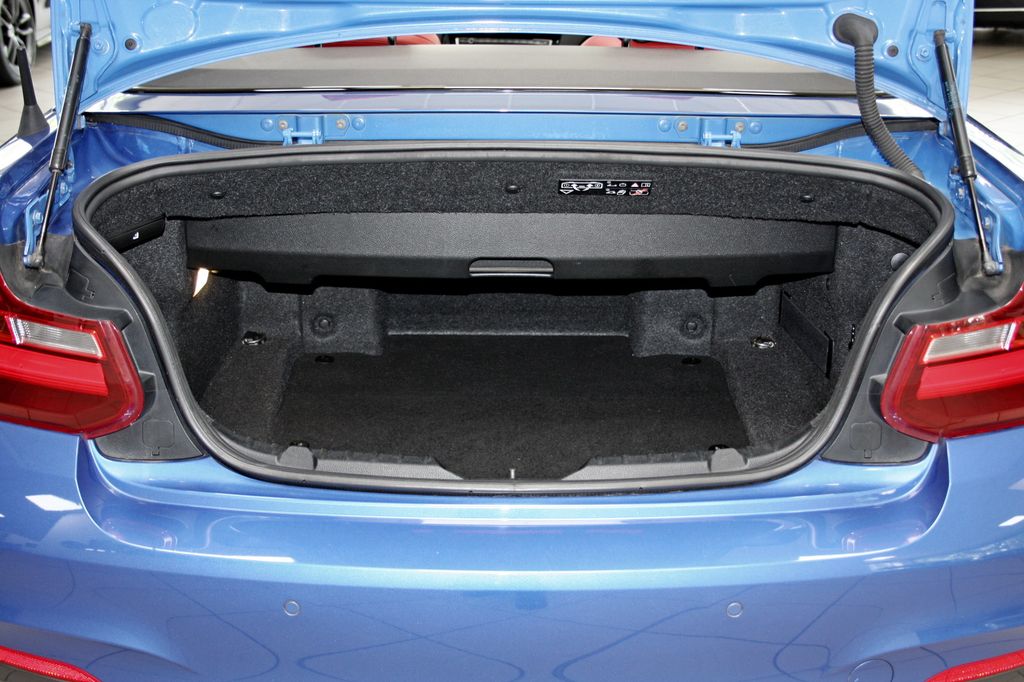BMW M235 i Cabrio NAVI LEDER PDC BI-XENON