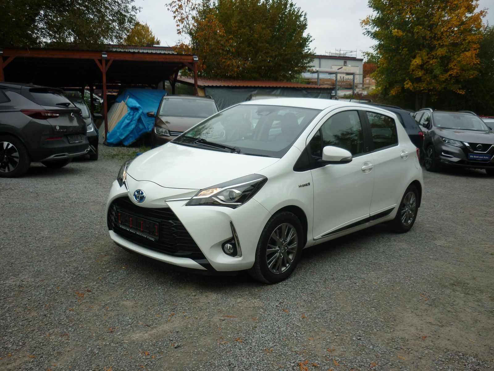 TOYOTA Yaris