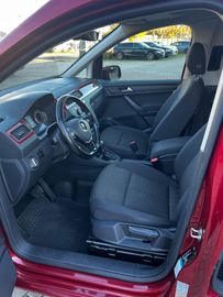 Bild 18 VW Caddy PKW Maxi Comfortline Automatik AWD