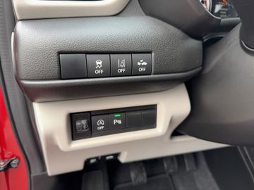 Fotografie 14 des Suzuki Swift 1.2 Dualjet Hybrid Club