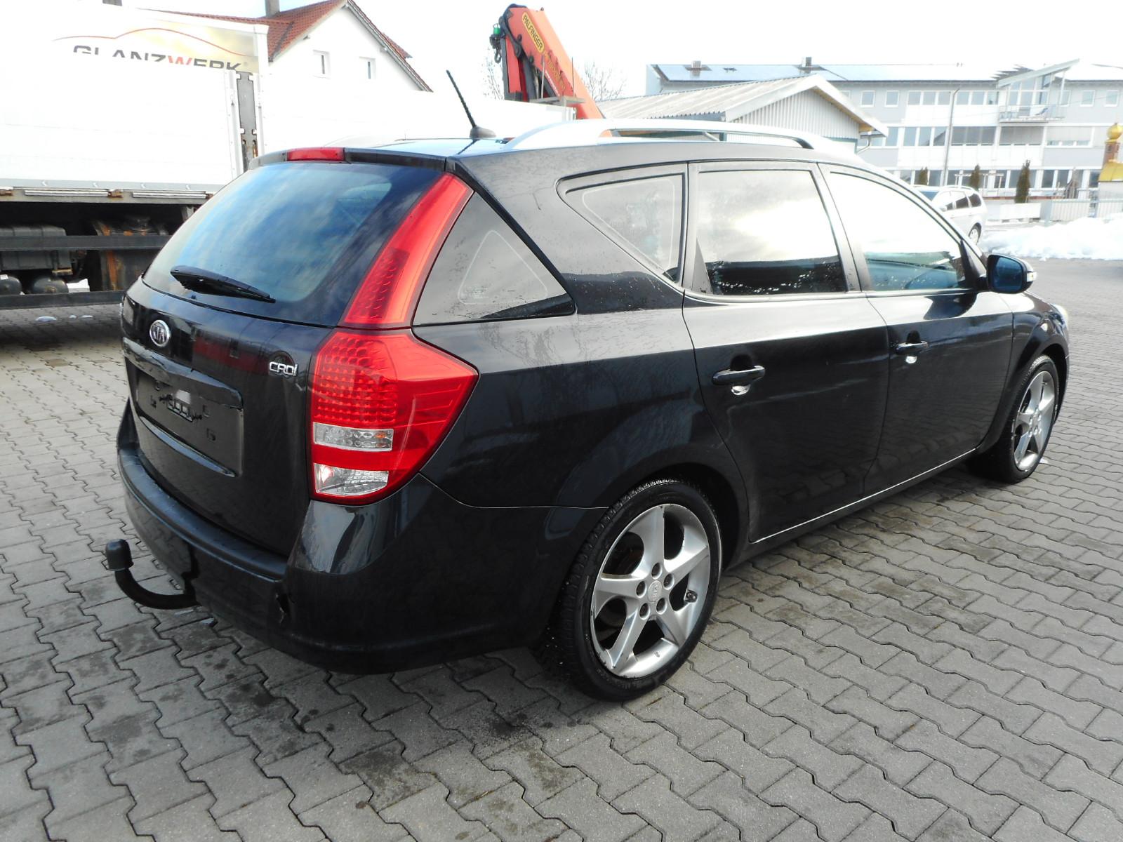 Kia cee'd Sportswagon AHK PDC Sportpaket