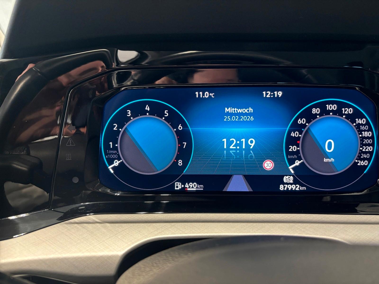 Volkswagen Golf VIII Lim. 1.HD ACC APP LED NAVI KLIMA SHZ, миниатюра 15