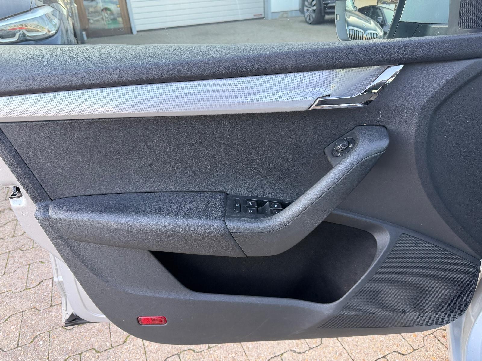 Skoda Octavia 2015 — photo 17